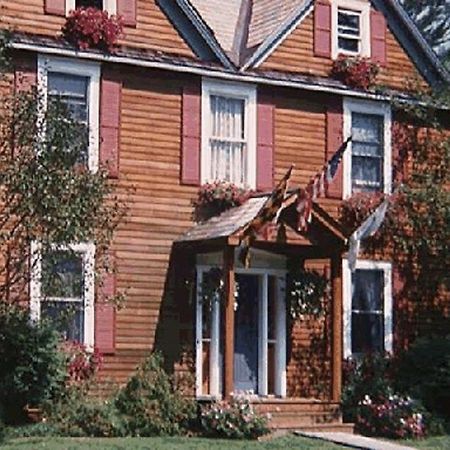 Chesapeake Inn Of Lenox Eksteriør billede