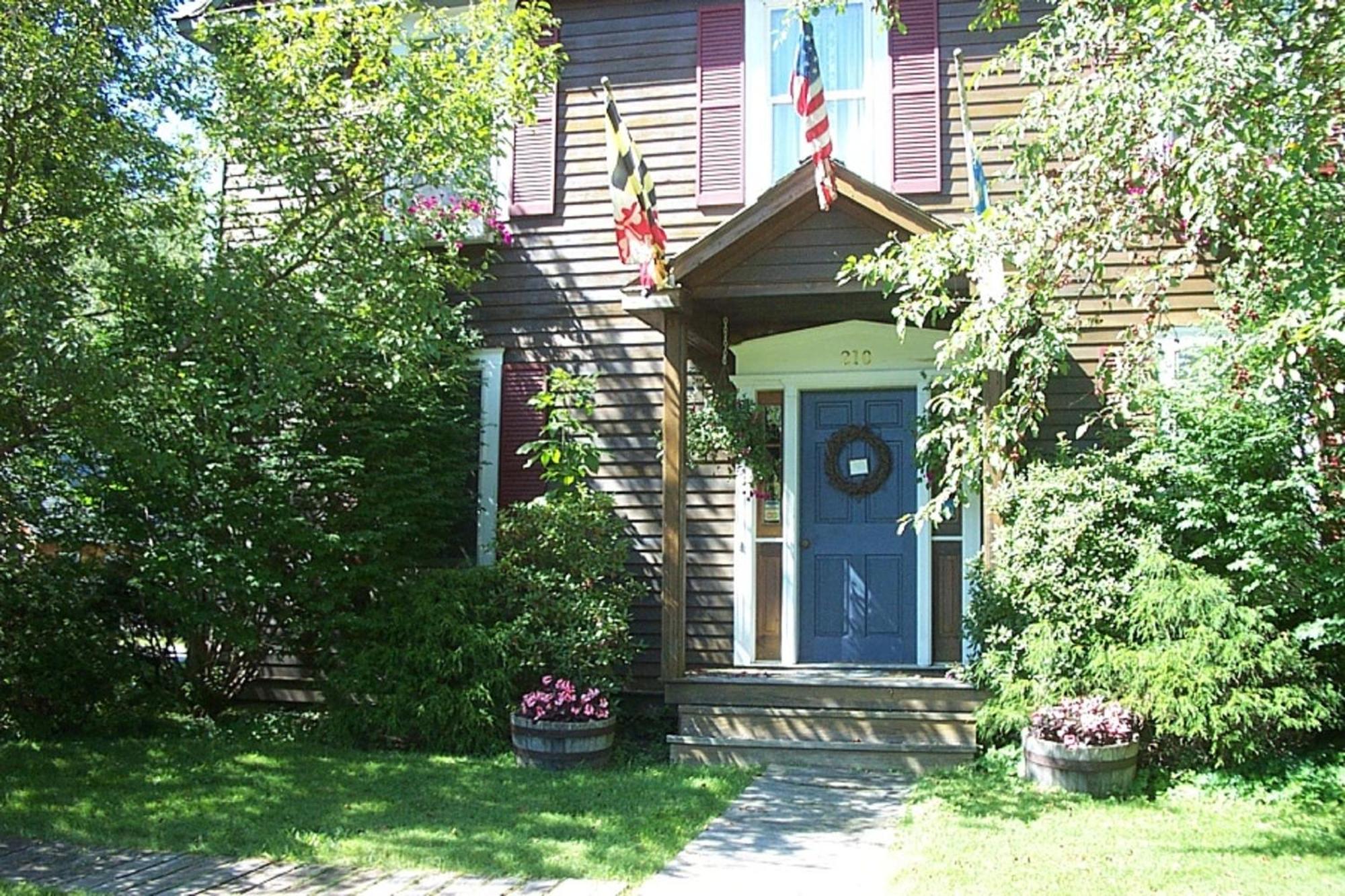 Chesapeake Inn Of Lenox Eksteriør billede