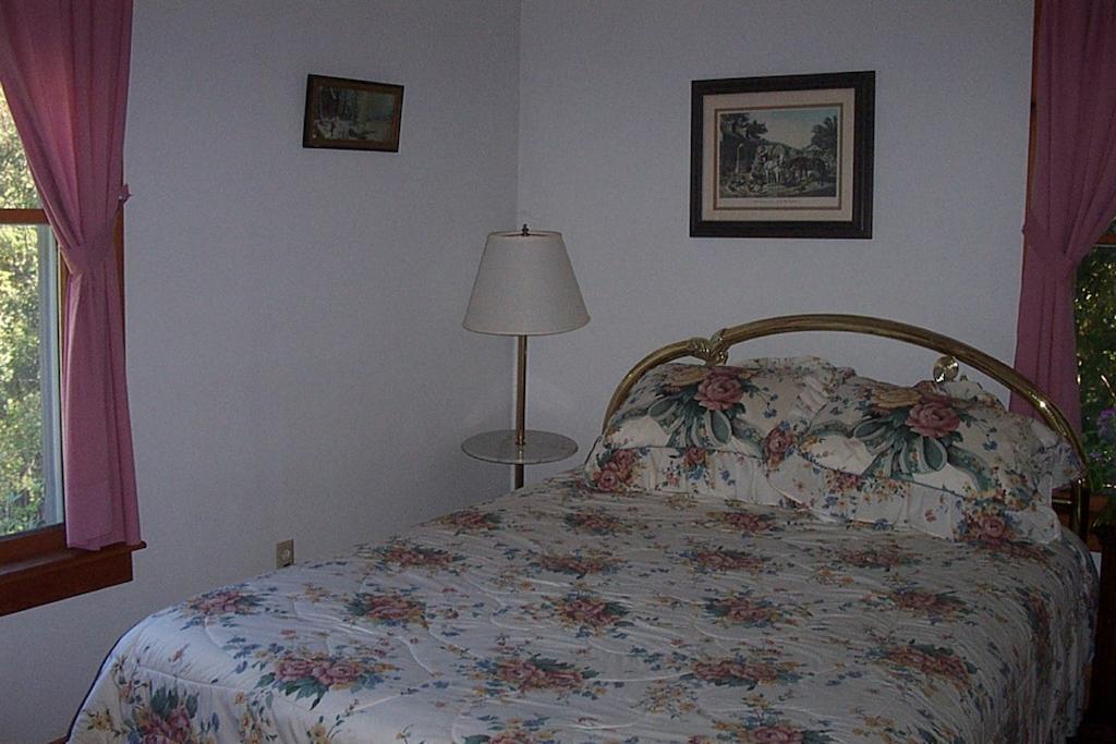 Chesapeake Inn Of Lenox Værelse billede